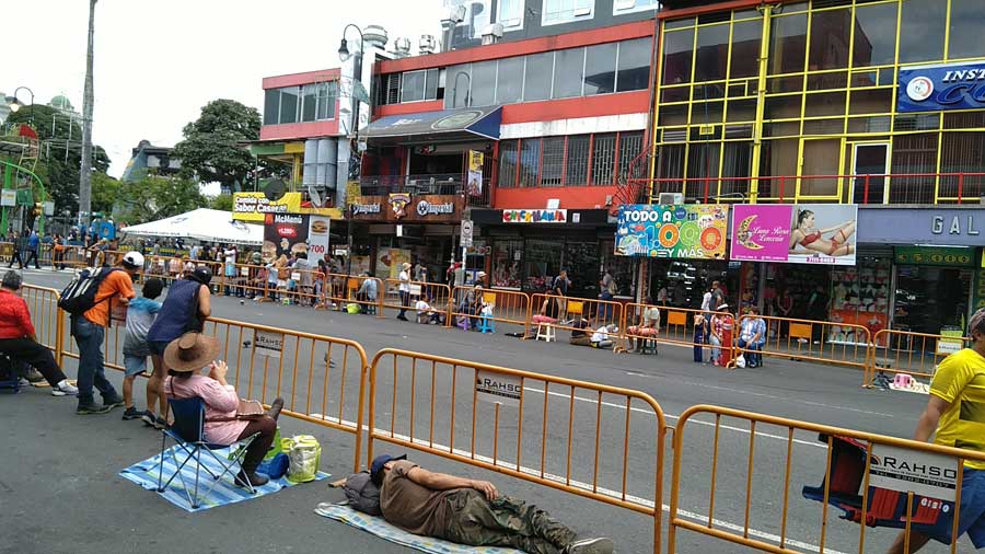 Expat Life Blog photo of people during an event in costa rica