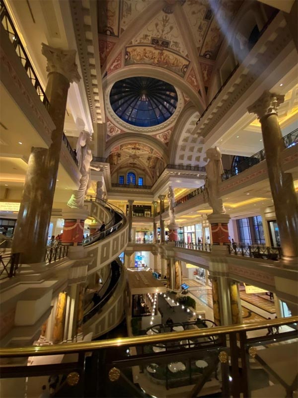 Expat Life Blog Las Vegas Tourist Ultimate Guide 2021 photo of Coliseum shopping area and the curved escalators