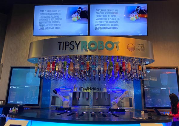 Expat Life Blog Las Vegas - Tourist Ultimate Guide 2021 photo of Miracle Mile Shops Tipsy Robot